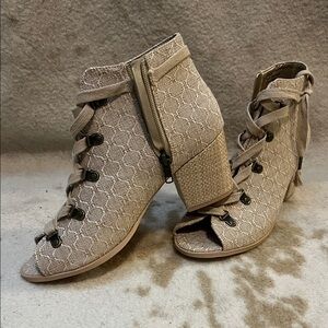 Joyfolie Textured Taupe Lace-Up Boots